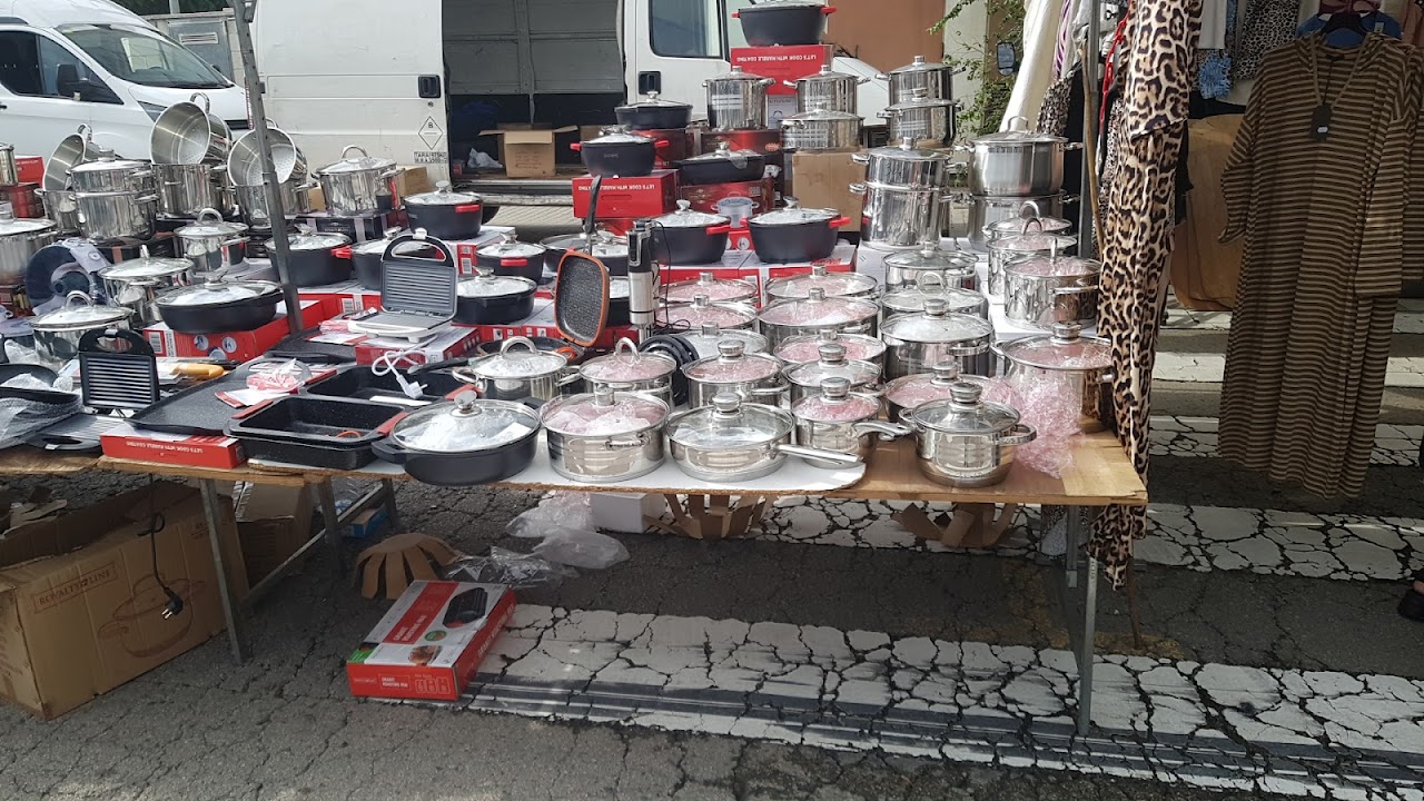 Sunday market